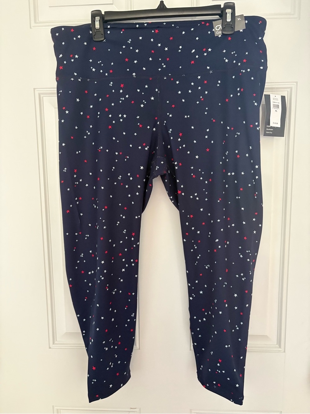 NWT Women’s Gap Fit Navy Star Print Active Leggings